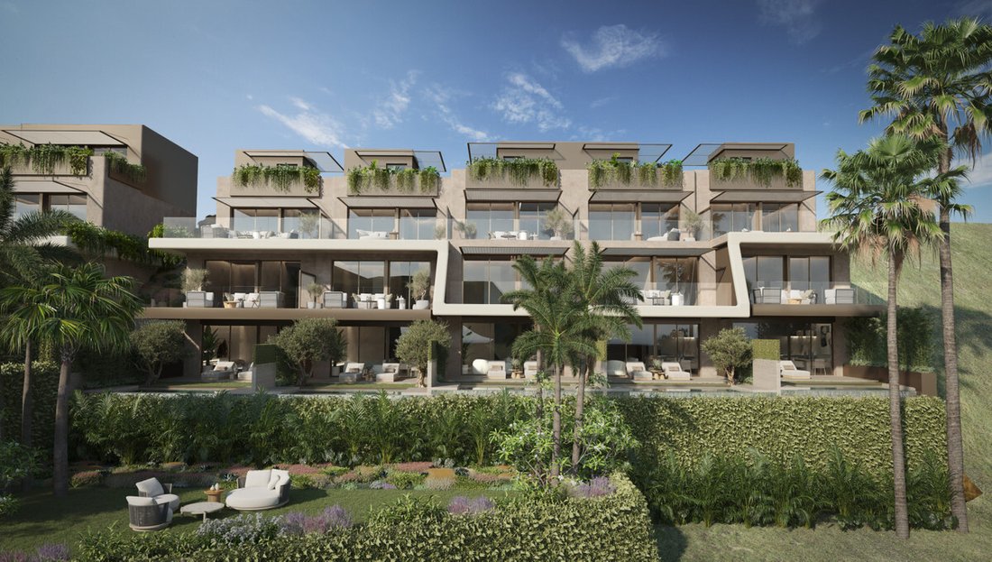 House in Elviria-Cabopino, Marbella, Spain 1 - 18092449