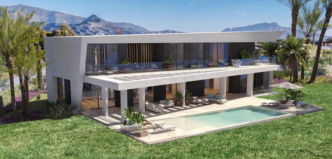 Villa in Guadalmina Baja, San Pedro de Alcantara, Spain 2 - 18090272