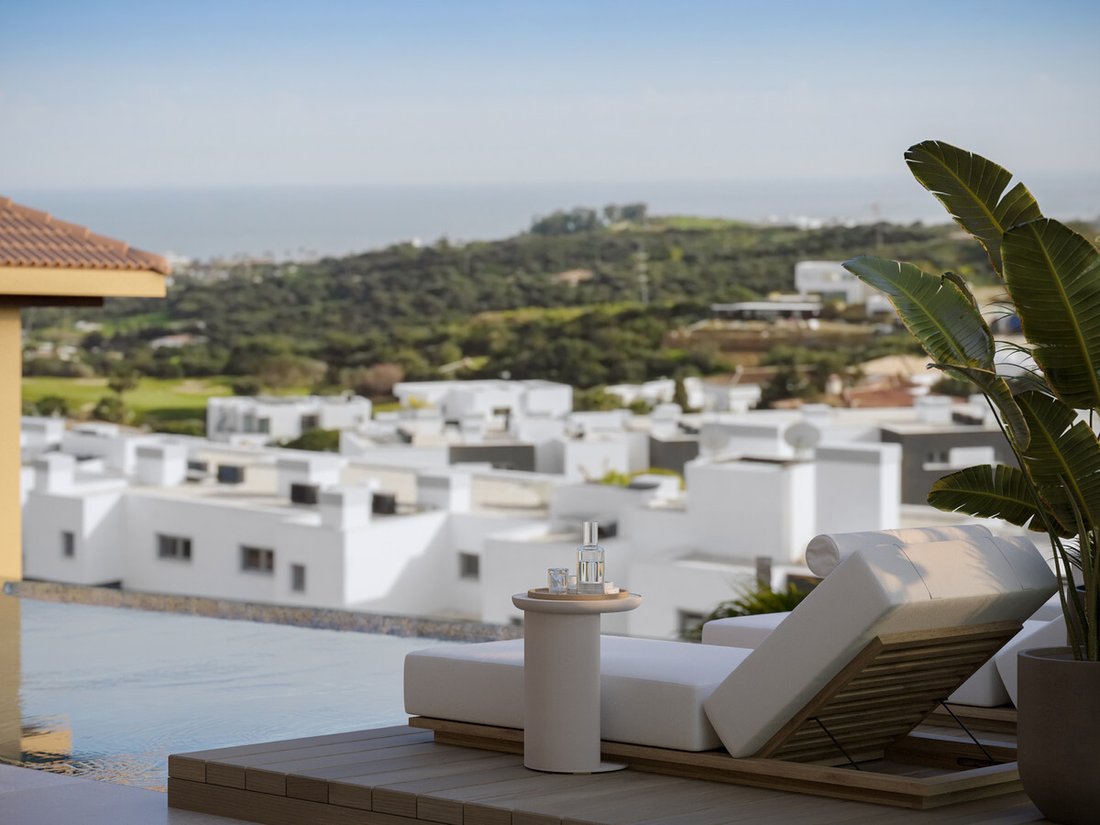 Villa in Estepona, Andalusia, Spain 3 - 18090843