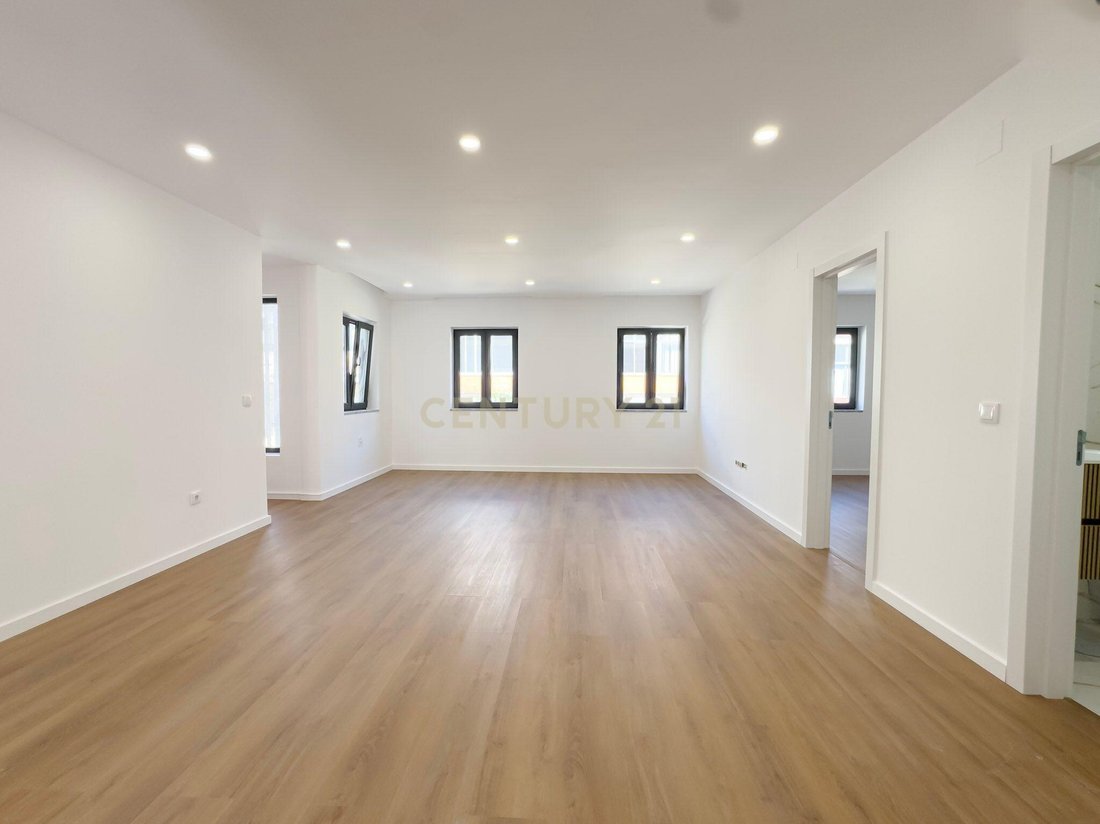Apartment in Almada, Cova da Piedade, Pragal e Cacilhas, Setubal, Portugal 3 - 18089850