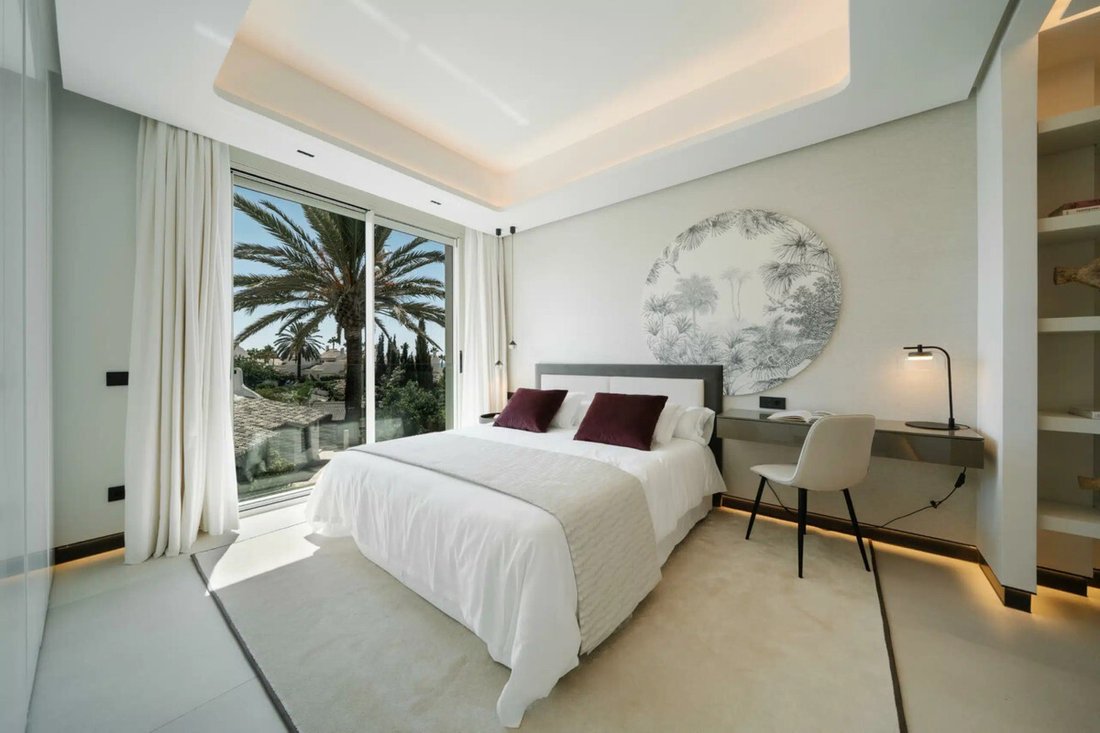 Villa in Marbella, Andalusia, Spain 3 - 18091490