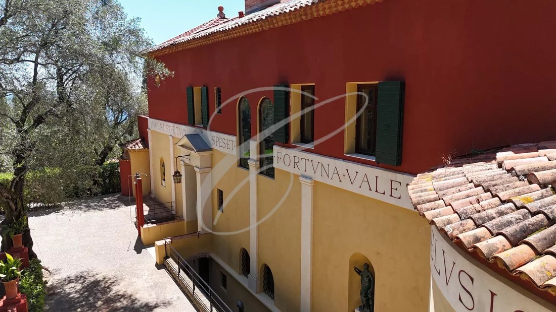 Villa in Menton, Provence-Alpes-Côte d'Azur, France 2 - 18090167