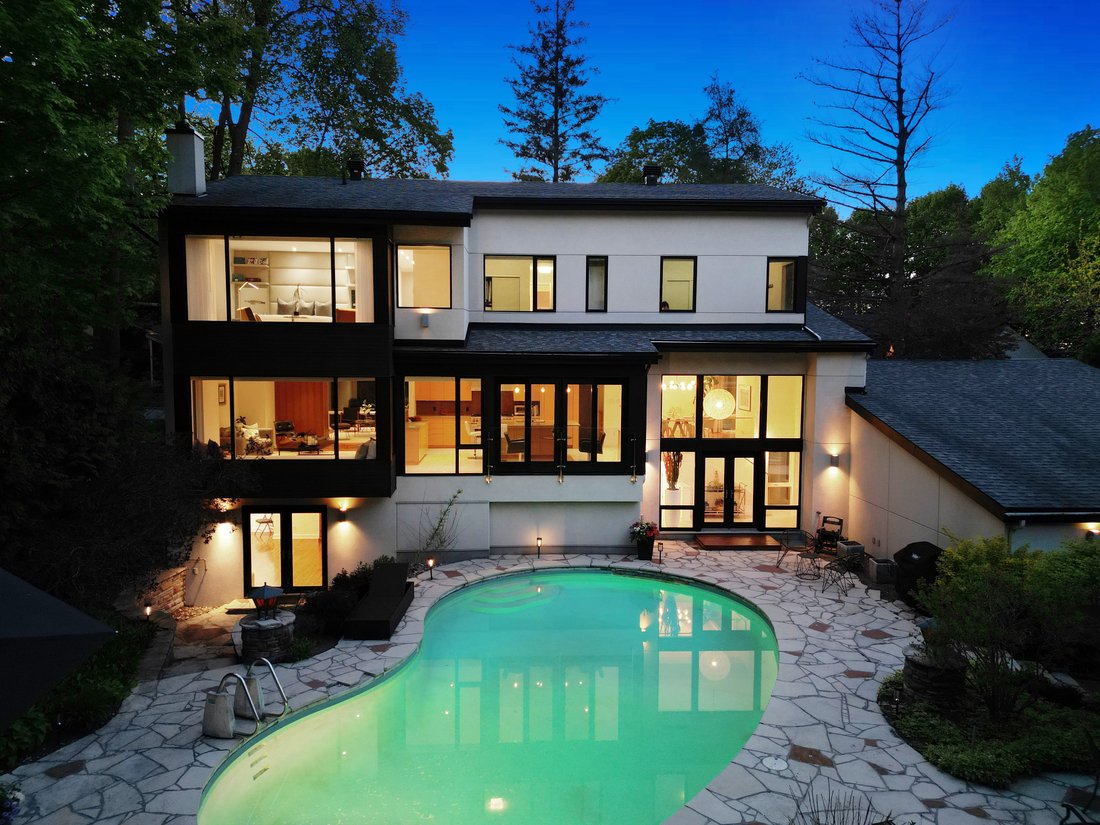 House in Ottawa, Ontario, Canada 2 - 18089931