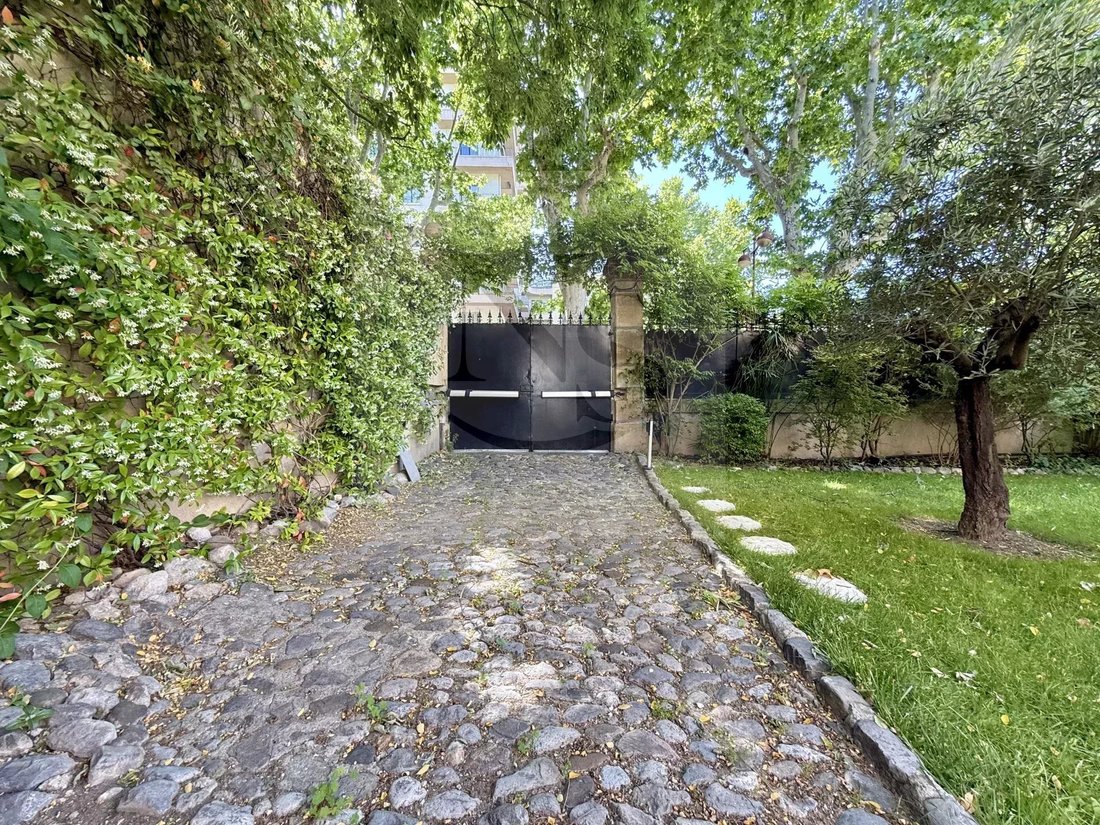 Apartment in Mazarin-Opéra-Bellegarde-Mairie, Aix-en-Provence, France 3 - 15710034