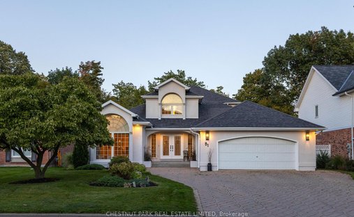 House in St. Catharines, Ontario, Canada 1