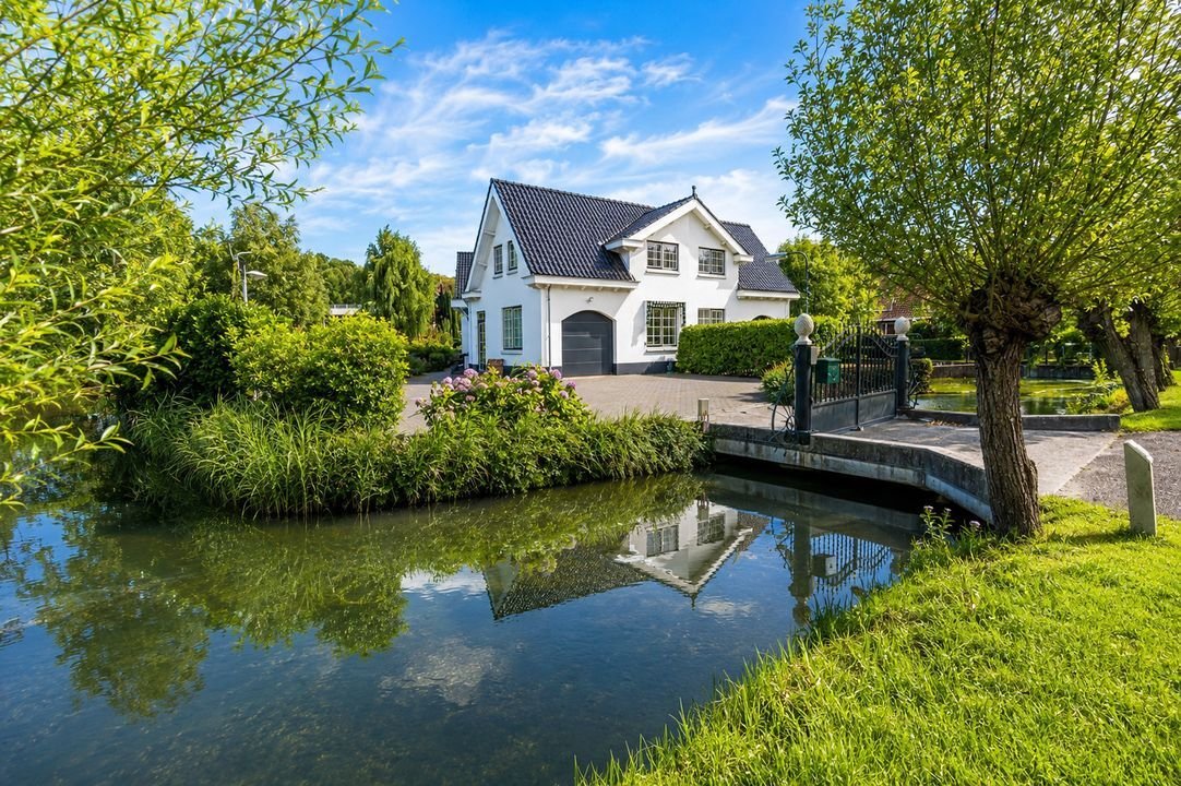 Villa in Capelle aan den IJssel, South Holland, Netherlands 1 - 18090065