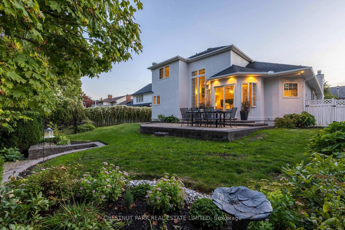House in St. Catharines, Ontario, Canada 3 - 17616964