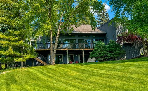 House in Orchard Lake Village, Michigan, United States 1