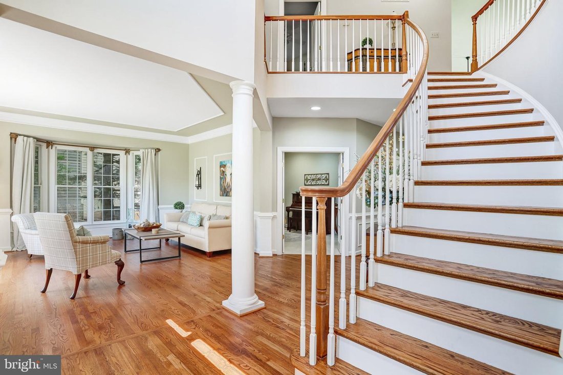 House in Potomac Falls, Virginia, United States 4 - 18090098