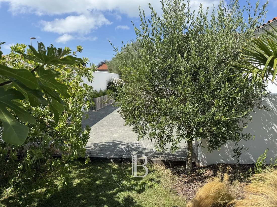 House in Le Bois-Plage-en-Ré, Nouvelle-Aquitaine, France 2 - 18090135