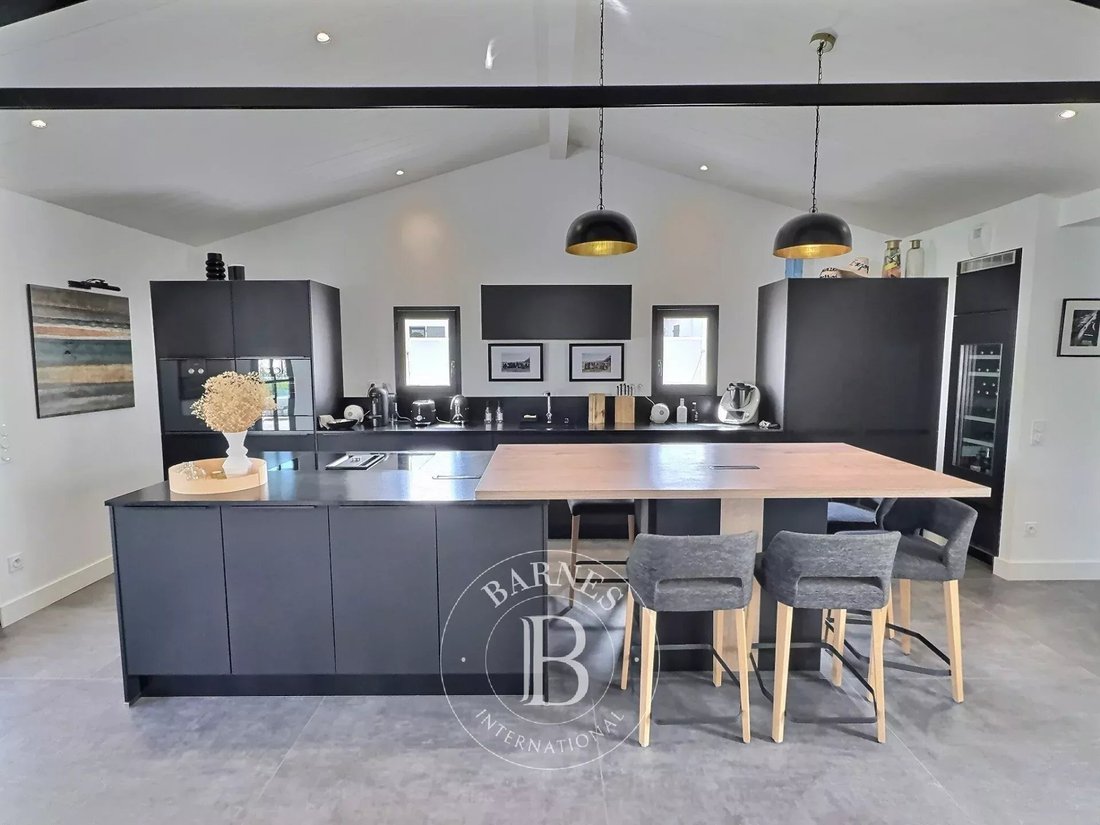 House in Le Bois-Plage-en-Ré, Nouvelle-Aquitaine, France 4 - 18090135