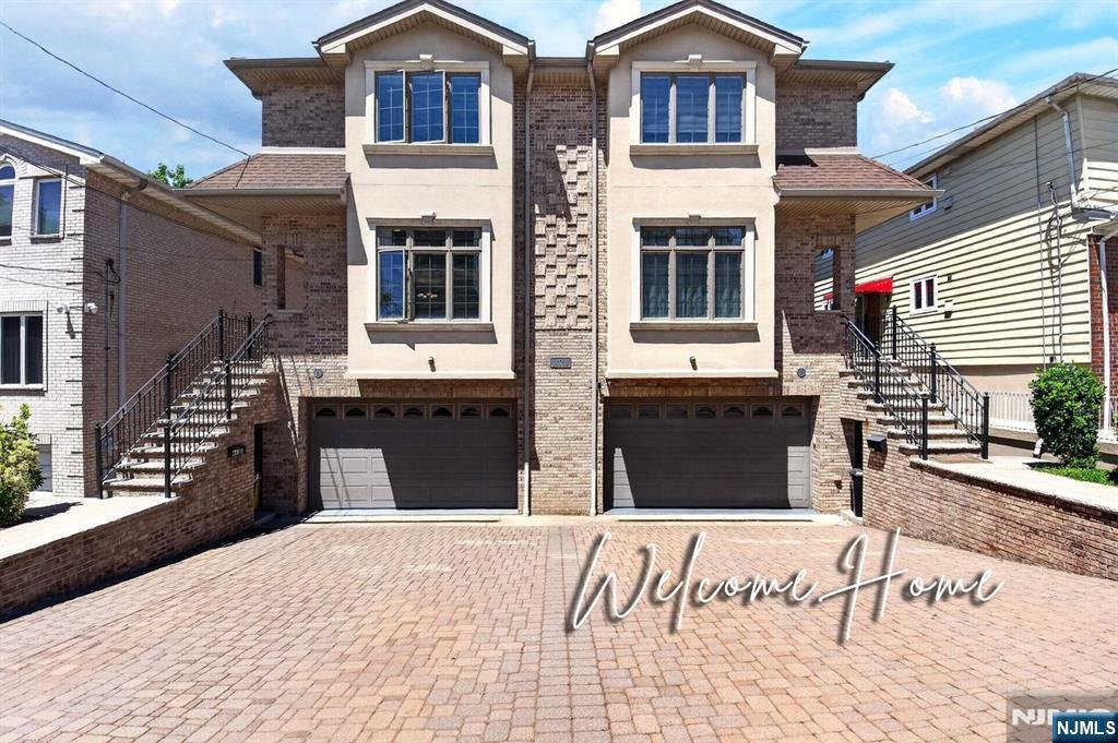 Condo in Palisades Park, New Jersey, United States 1 - 18090170