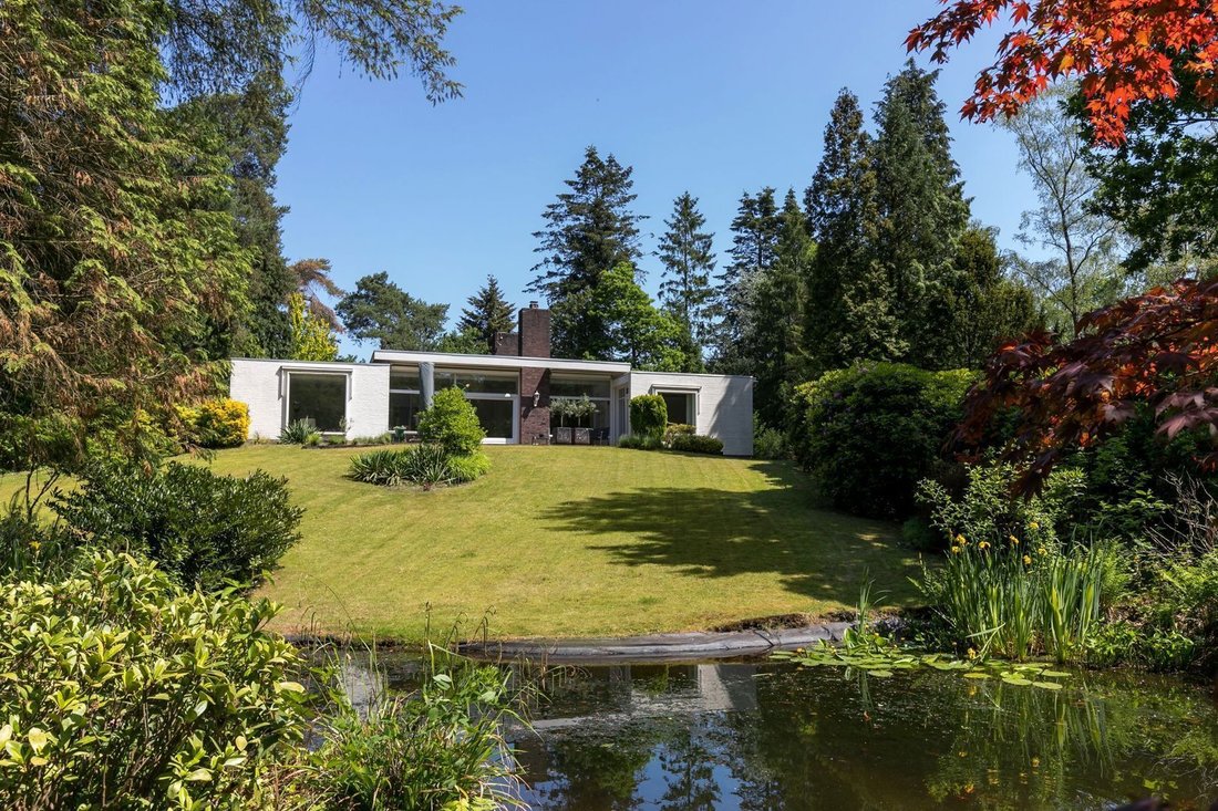 Villa in Waalre, North Brabant, Netherlands 3 - 17534154