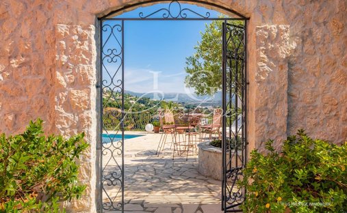 House in Les Termes, Mandelieu-la-Napoule, France 1