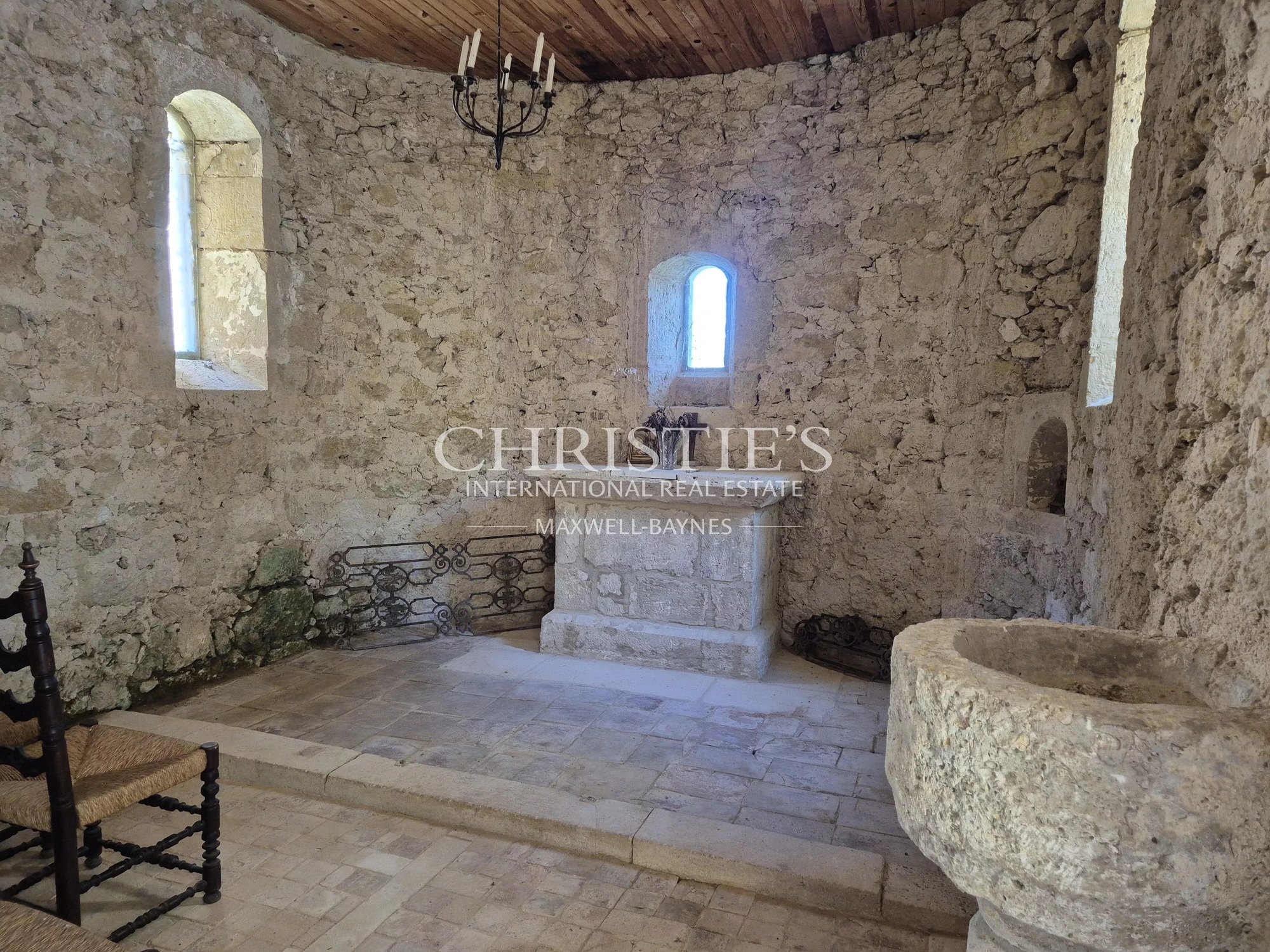 Elegant Historic Château In Elevated Position With Wide Ranging Views Of The Gers Countryside