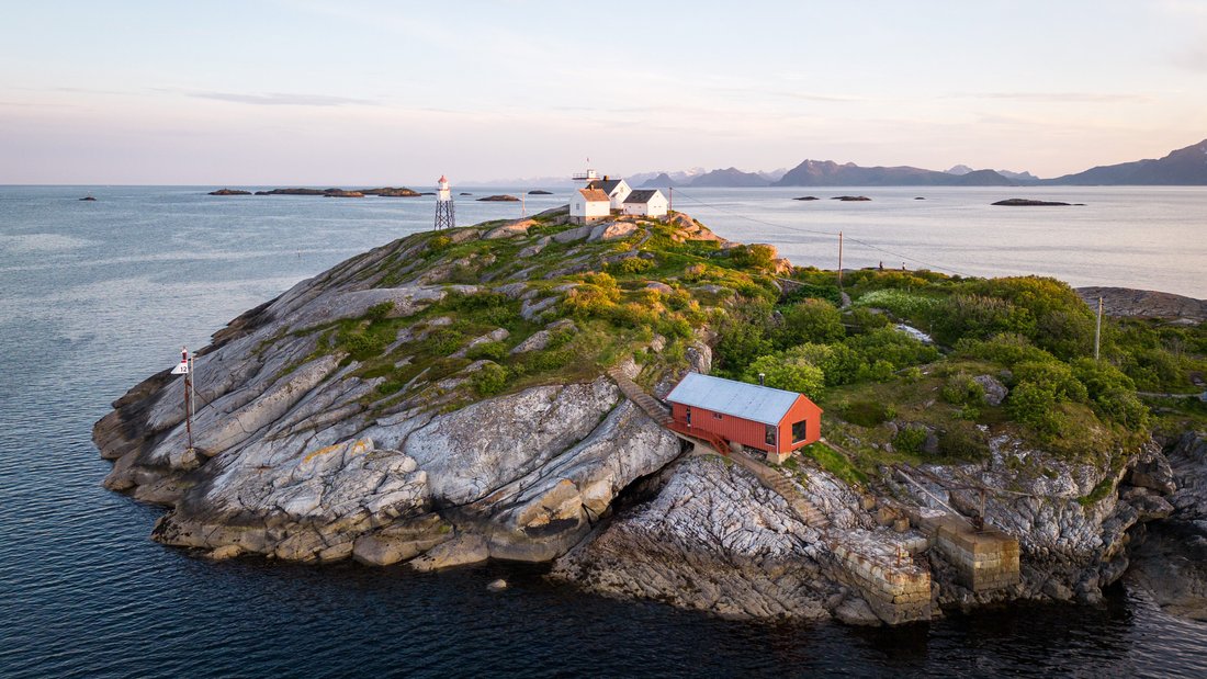 Estate in Henningsvær, Nordland, Norway 2 - 18090477