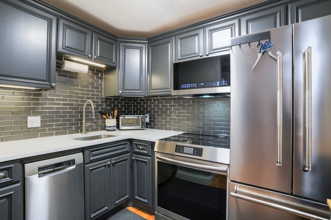 Condo in Boston, Massachusetts, United States 1 - 18090540