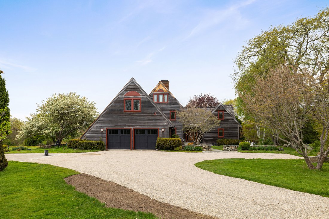 Little Compton, Rhode Island, United States 1 - 18090554