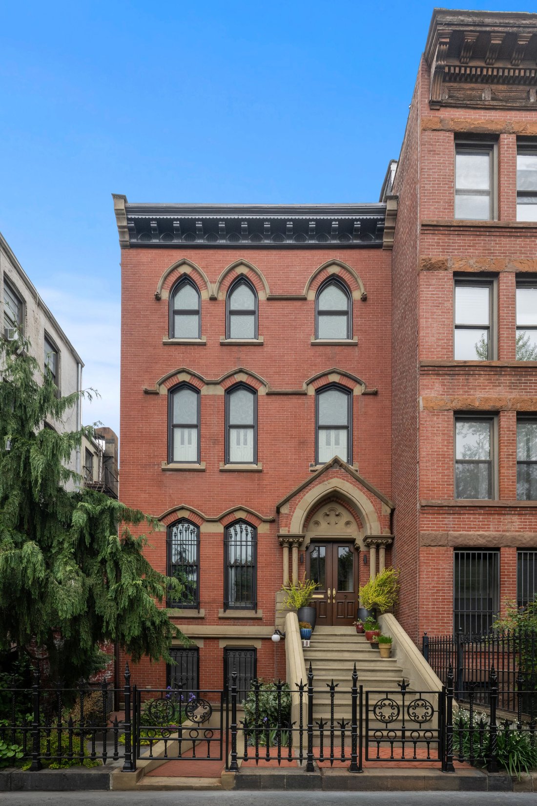 House in New York, New York, United States 1 - 18090559