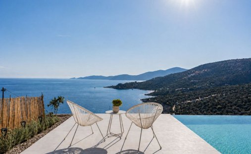 Villa à Marantoxoriou, Apollonioi, Grèce 1