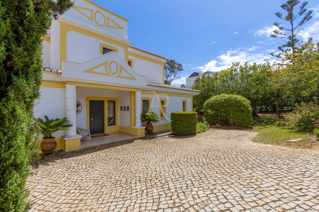 Villa in Portimao, Algarve, Portugal 5 - 18090512
