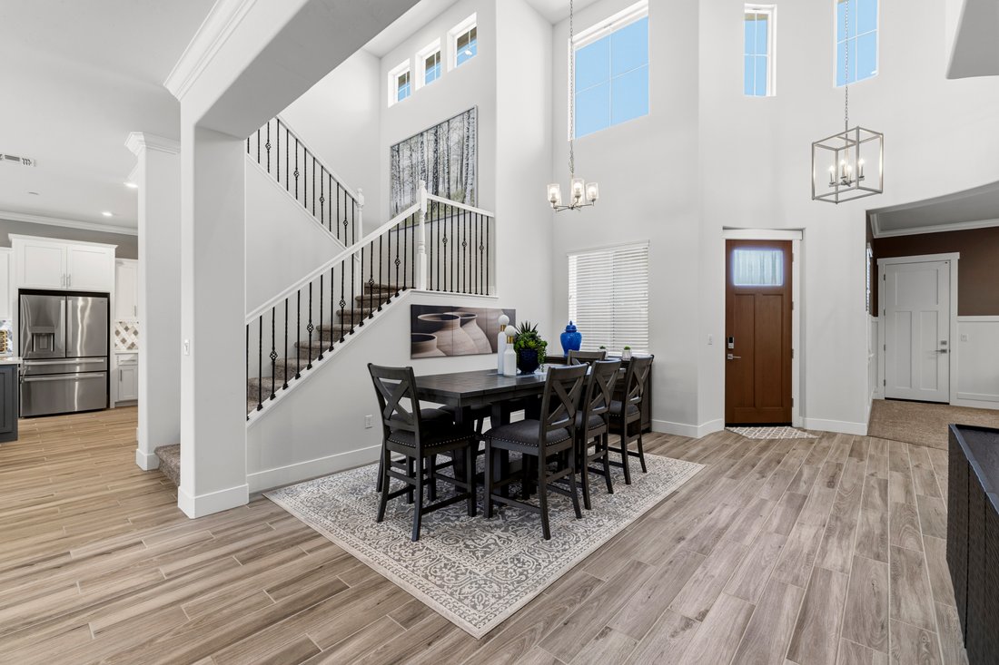 Fair Oaks, California, United States 5 - 18090579