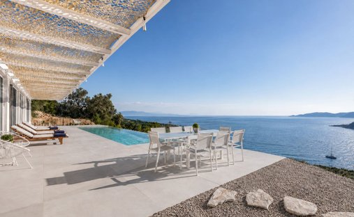 Villa à Marantoxoriou, Apollonioi, Grèce 1