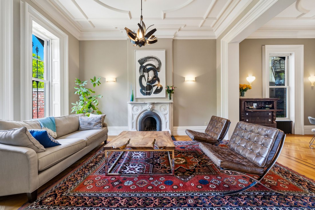 House in New York, New York, United States 3 - 18090559