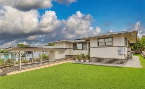 House in Pearl City, Hawaii, United States 1