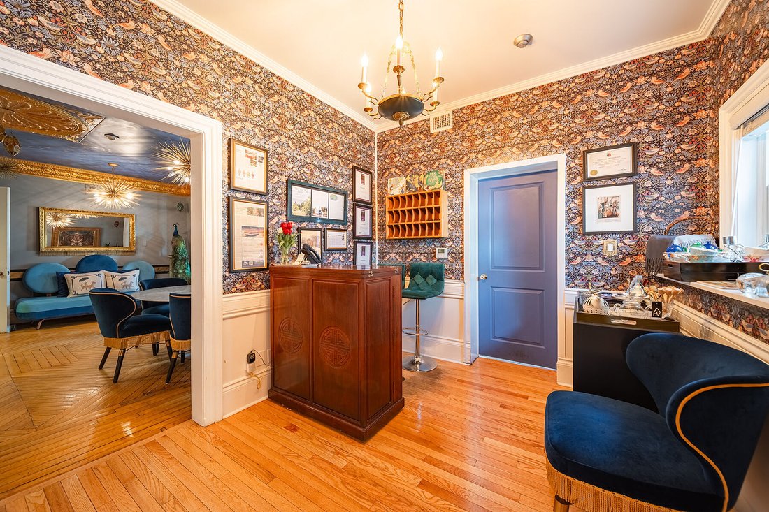 House in Picton, Ontario, Canada 4 - 18090434