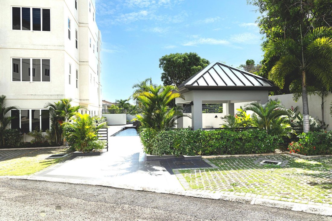 Apartment in Kingston 8, Jamaica 2 - 18090435