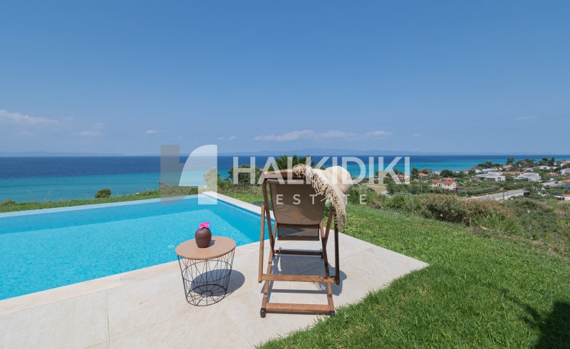 Villa in Pallini Municipal Unit, Macedonia and Thrace, Greece 2 - 18090488