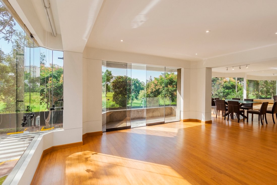 Apartment in San Isidro, Metropolitan Municipality of Lima, Peru 3 - 18090566