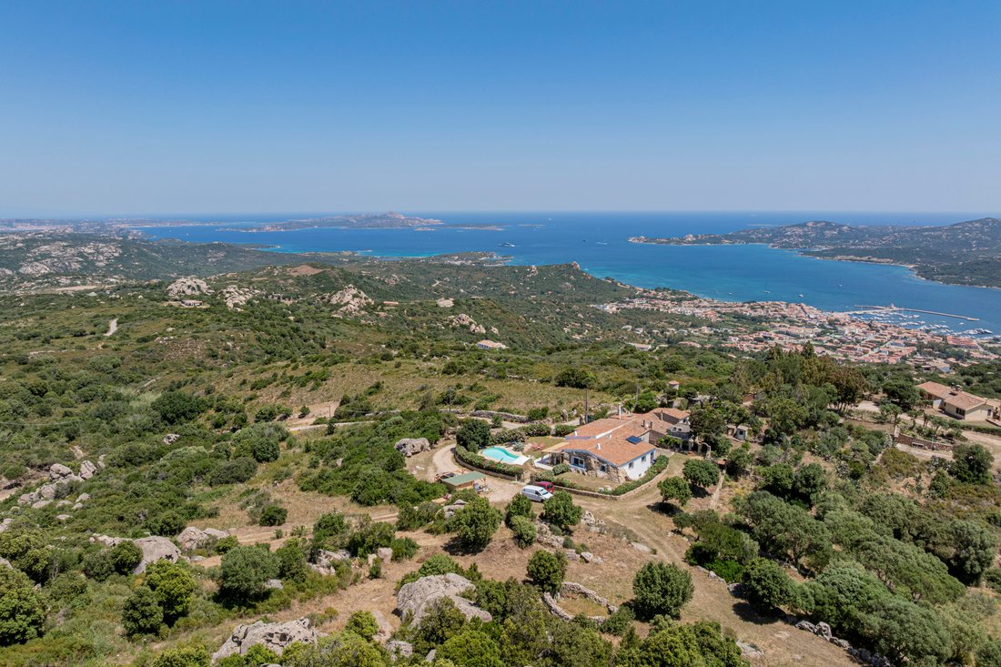 Villa in Arzachena, Sardinia, Italy 5 - 18090506