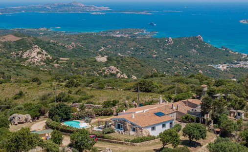 Villa in Arzachena, Sardinia, Italy 1