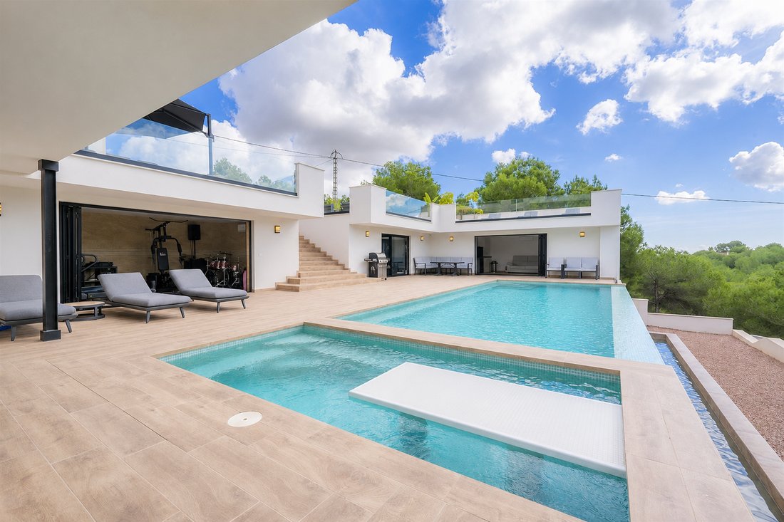 Villa in Pilar de la Horadada, Valencian Community, Spain 4 - 18090646
