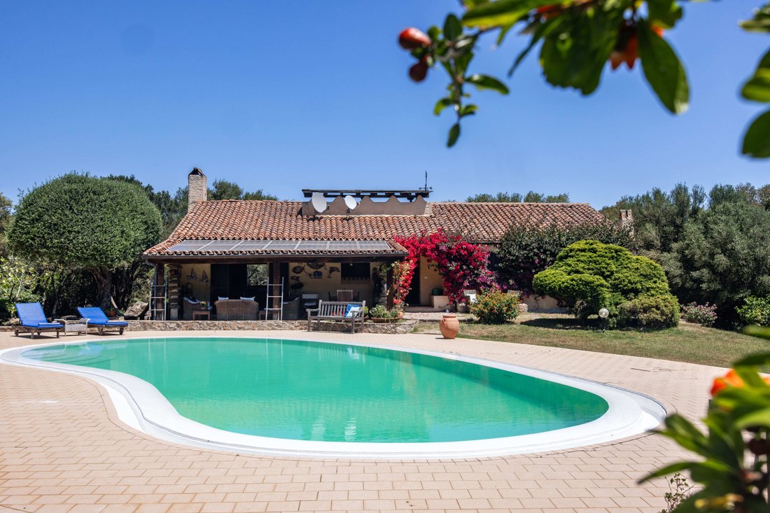 Villa in Porto Rotondo, Olbia, Sardinia 1 - 18090611