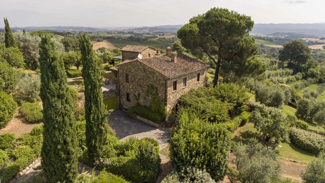 Country House in Cetona, Tuscany, Italy 2 - 18090718