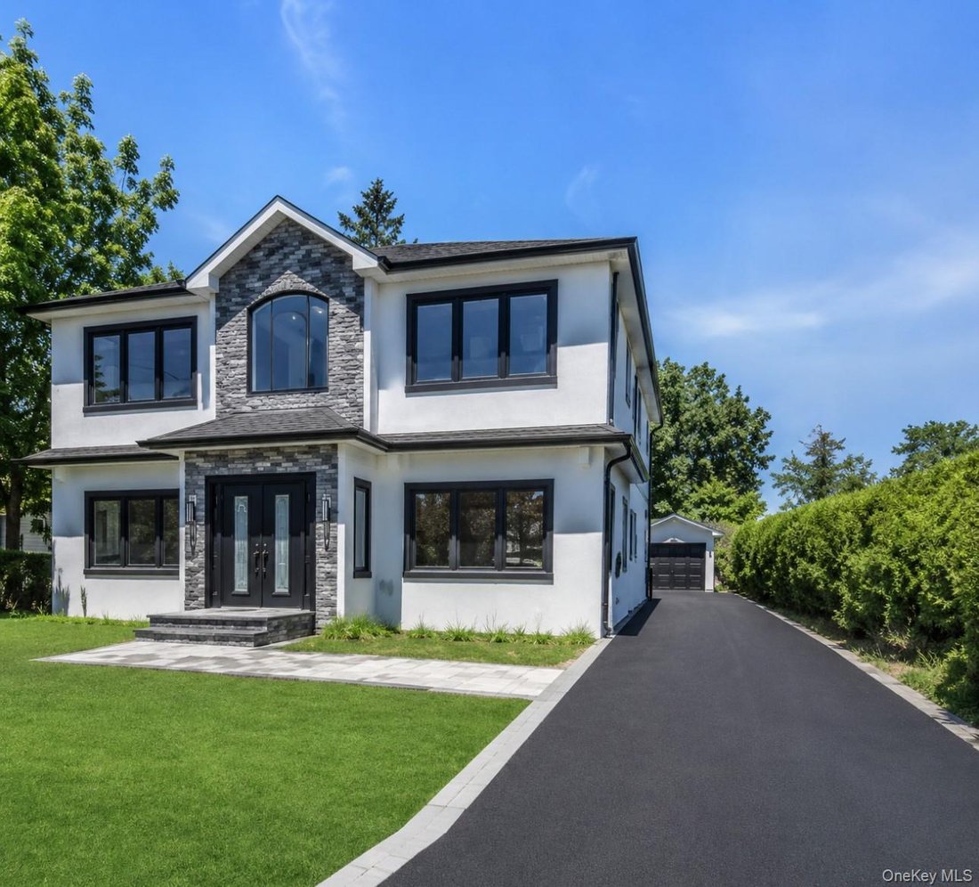 House in Hicksville, New York, United States 4 - 18082853