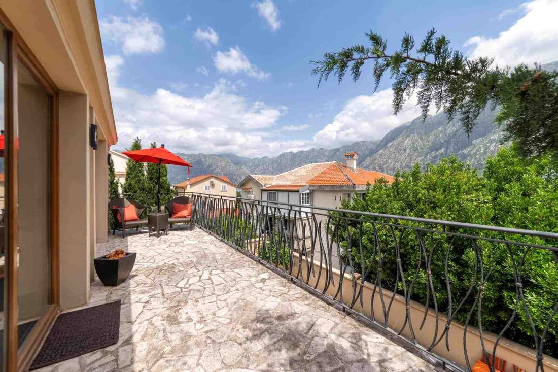 House in Donji Stoliv, Kotor Municipality, Montenegro 1 - 16503875