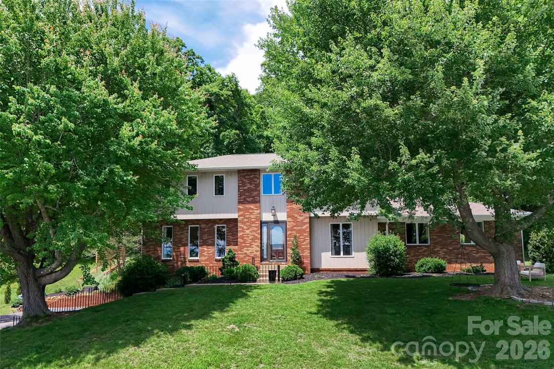 House in Asheville, North Carolina, United States 1 - 18096407
