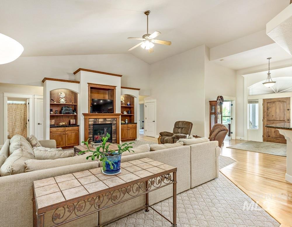 House in Caldwell, Idaho, United States 5 - 18098575