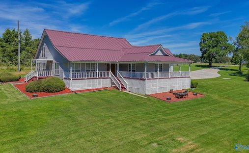 House in Trinity, Alabama, United States 1