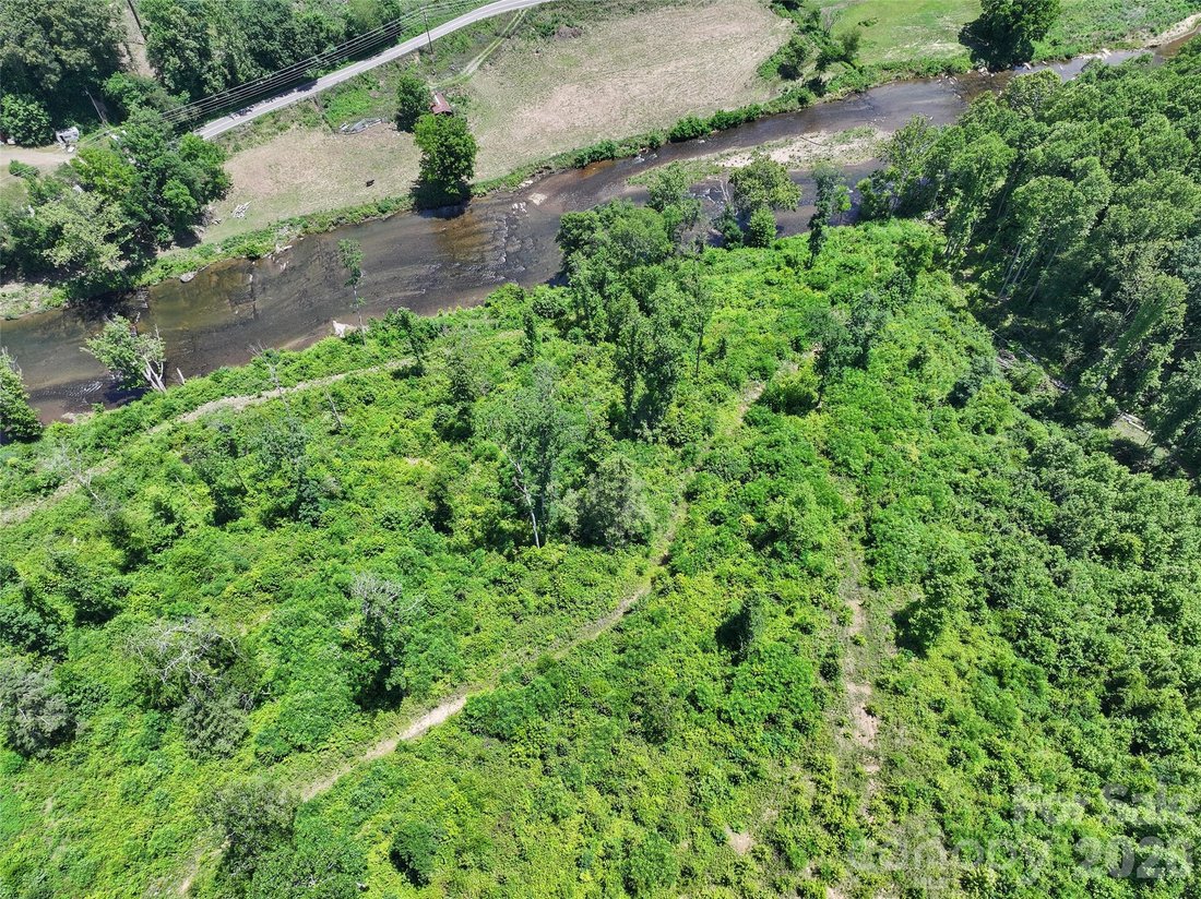 Land in Clyde, North Carolina, United States 2 - 16905641