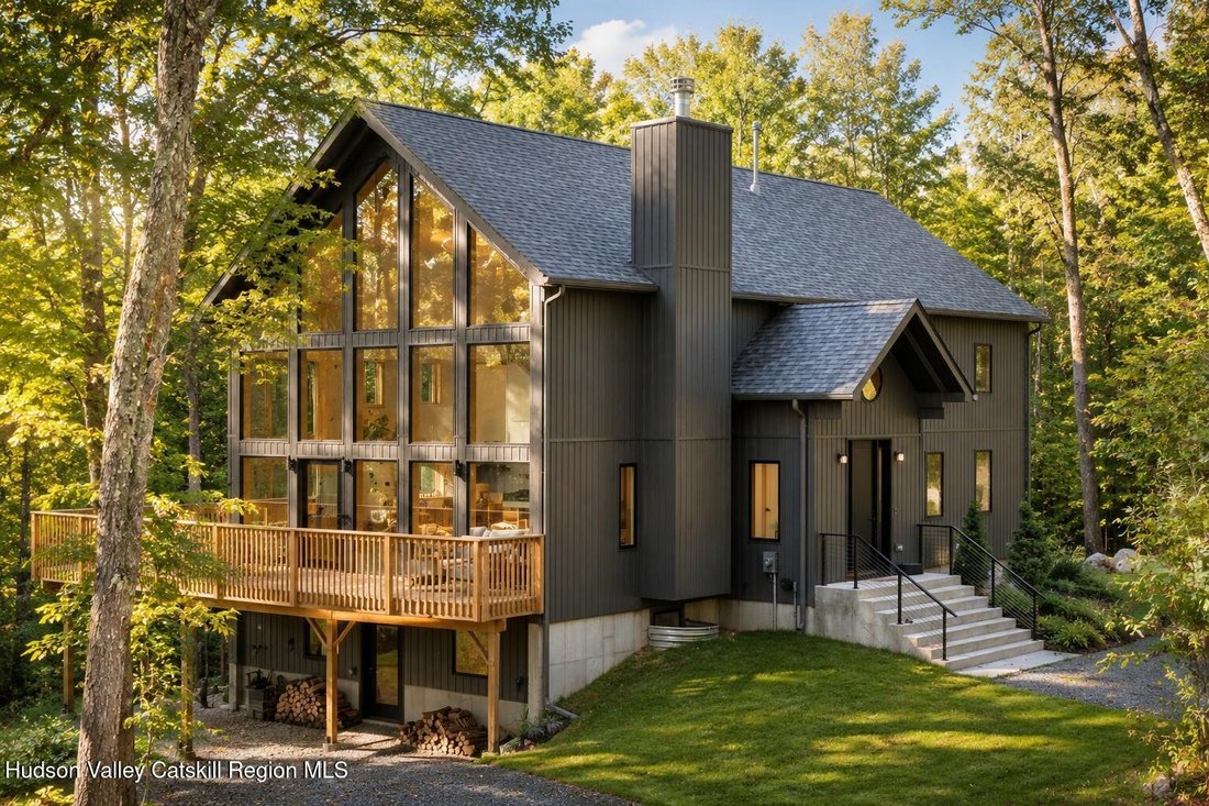 House in Ellenville, New York, United States 2 - 18095197