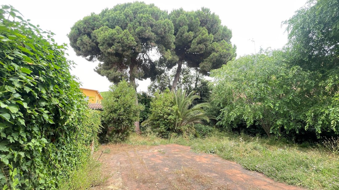 Land in Premia de Mar, Catalonia, Spain 4 - 18096499