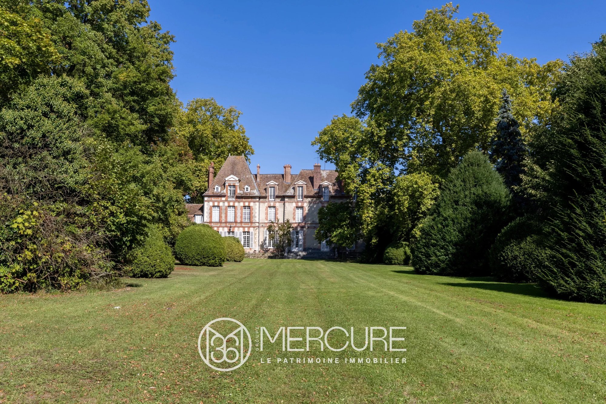 Essone 22 Km South Of Paris Property For Sale