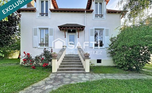 Maison à Moret-Loing-et-Orvanne, Île-de-France, France 1