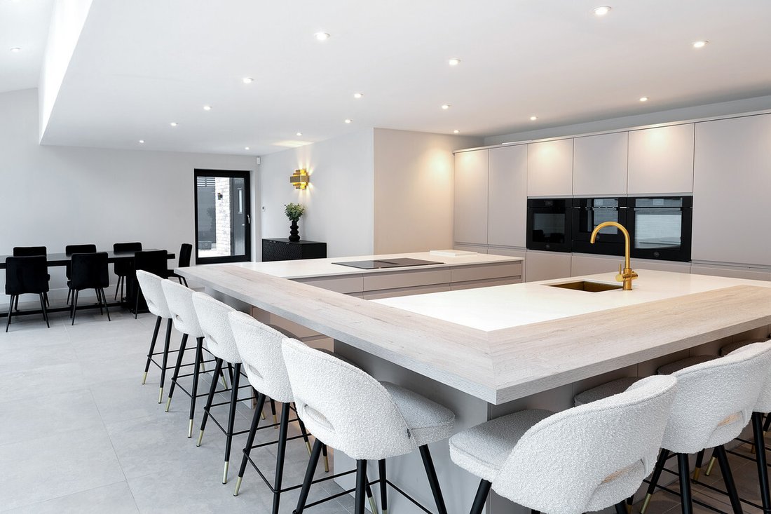 House in Prestbury, England 2 - 18098666