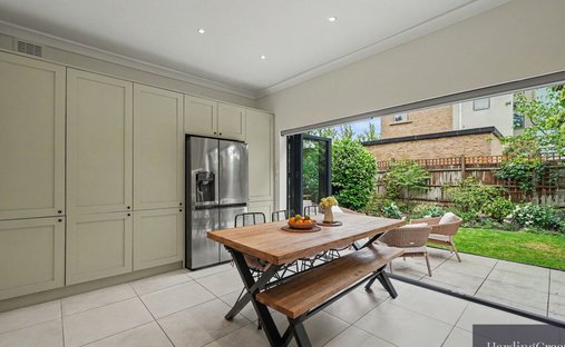 Apartment in Willesden Green, Brent, England 1